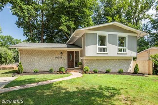 14319 Woodcrest Dr, Rockville, MD 20853