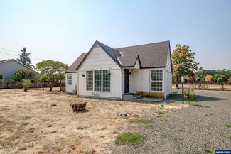 420 Clover Ridge Rd NE, Albany, OR 97322
