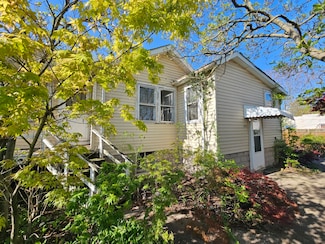 1848 Michigan St, Hammond, IN 46320