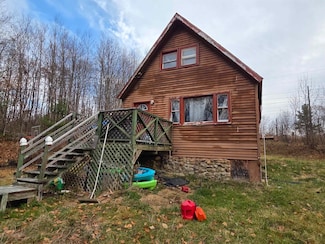 27 A St, Franklin, NH 03235