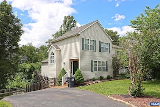 206 Buttercup Ln, Charlottesville, VA 22902