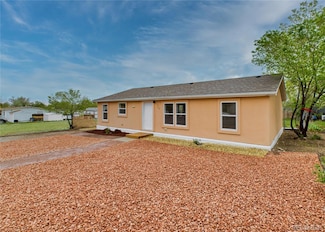 952 S Tolstoi Dr, Pueblo, CO 81007
