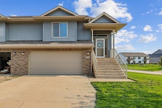 1162 Mary Ln, North Liberty, IA 52317