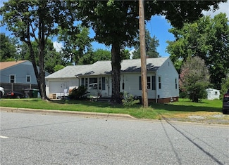 1614 Eugene Ave, High Point, NC 27260