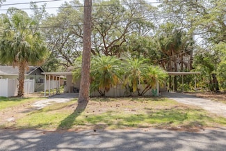 7116 Oakwood Dr, New Port Richey, FL 34652