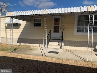 32 Bluebird Rd, Mantua, NJ 08051