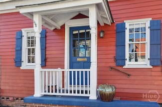 529 E Gordon St, Savannah, GA 31401