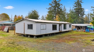 106 Wilford Rd, Silver Lake, WA 98645