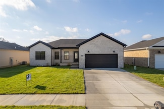 2589 Cedrus Ave, Bowling Green, KY 42101