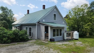 134 Gilman St, Marshfield, VT 05658