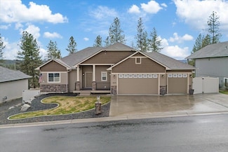 622 E Country Hill Ln, Spokane, WA 99208