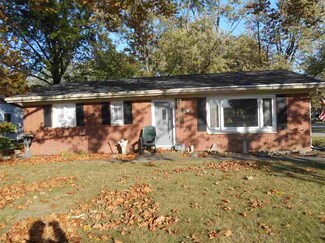 667 S Harrison St, Berne, IN 46711