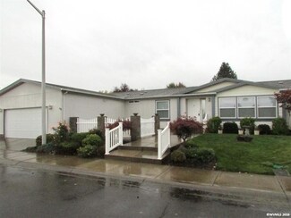 20923 Brentwood Ct NE, Donald, OR 97020