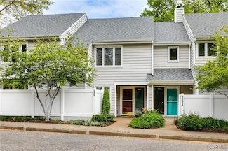 1502 Sycamore Square Dr, Midlothian, VA 23113