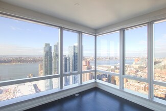 555 10th Ave Unit 51N, New York, NY 10036