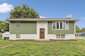 6843 NW 5th St, Des Moines, IA 50313