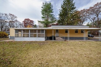 8 Conestoga Trail, Brookfield, MA 01506