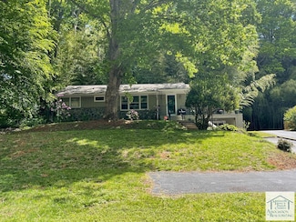 801 Indian Trail, Martinsville, VA 24112