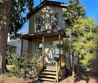 716 5th St, Beaver Falls, PA 15010