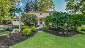 109 Crestwood Cir, Lansdale, PA 19446