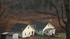 5559 W Creek Rd, Brandon, VT 05733