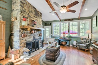 75 Hawthorne Ln, Rising Fawn, GA 30738