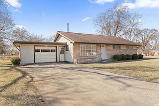 57825 Roys Ave, Elkhart, IN 46517