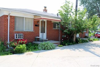 2361 Ferris Ave, Lincoln Park, MI 48146