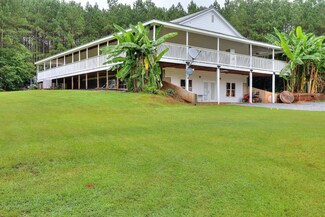 2340 Farmington Rd, Madison, GA 30650