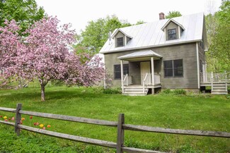 147 Turnpike Rd, Strafford, VT 05070