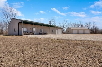 37006 E 351st St, Garden City, MO 64747