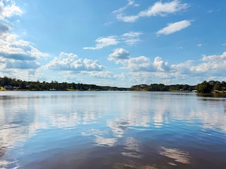 344 Watersedge Dr, Cross Hill, SC 29332