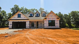 197 Oliver Dr, Inman, SC 29349