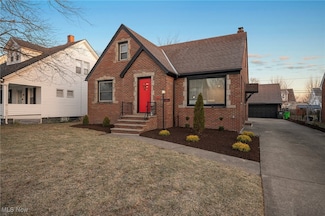 19601 Locherie Ave, Cleveland, OH 44119