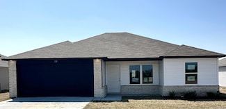 15 Hearthstone Trail, Vilonia, AR 72173