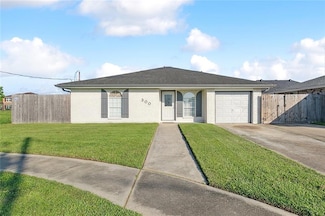 3300 Charles Ct, Chalmette, LA 70043