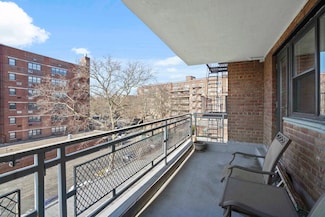 8825 155th Ave Unit 6K, Howard Beach, NY 11414