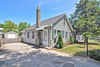 21 Short St, Warwick, RI 02889