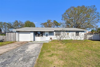 8555 81st Way, Seminole, FL 33777