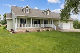 8142 Quail Ct, Clear Lake, MN 55319