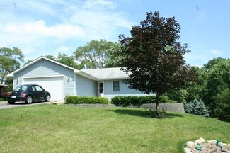 3502 Ridge Rd Unit 2, Island Lake, IL 60042