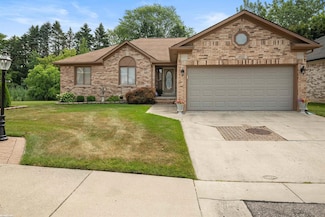 15991 Easygoer Ct, Clinton Township, MI 48035