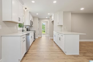 131 Forest Dr, Warrior, AL 35180