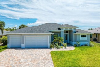 723 Rotonda Cir, Rotonda West, FL 33947
