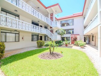 2612 Pearce Dr Unit 304, Clearwater, FL 33764