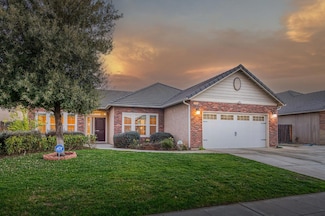 3144 Keats Ave, Clovis, CA 93619