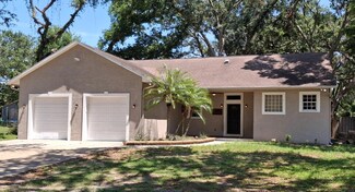 6994 Fort King Rd, Zephyrhills, FL 33541