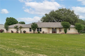 390 April Ln, China Spring, TX 76633