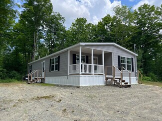 33 Blair Rd, Augusta, ME 04330