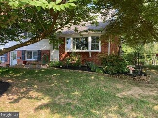 607 Hillside Ave, Brookhaven, PA 19015